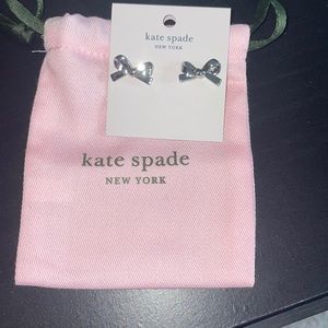 Never worn BOW Kate spade earrings with dust bag
